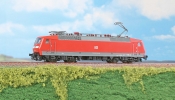 ACME 60376 Villanymozdony, 120 141 der DB in aktuellem Zustand, mit schmalen Rangiertritten und vier Handgriffen auf der Front. ACME 60376 Villanymozdony, 120 141 der DB in aktuellem Zustand, mit schmalen Rangiertritten und vier Handgriffen auf der Front.