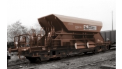 ARNOLD 9703 3-unit set self discharging wagons, Fac 265, KIROW Leipzig AG, with high top-box