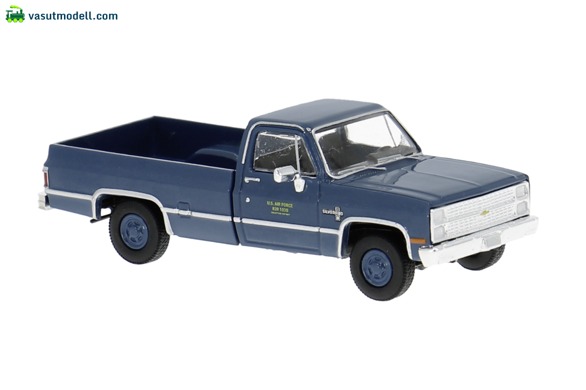 BREKINA 19696 Brekina, Chevrolet C 10, 1982, US Air Force, 1:87 BREKINA 19696 Brekina, Chevrolet C 10, 1982, US Air Force, 1:87