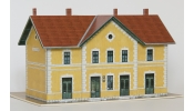 (Egyéb gyártó) 77020 Papírbakter 020 - Piliscsaba Elsőosztályú HÉV állomás (karton makett) (Egyéb gyártó) 77020 Papírbakter 020 - Piliscsaba Elsőosztályú HÉV állomás (karton makett)