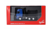 HERPA 318747 Mercedes-Benz Arocs 18 Bigspace Zugmaschine 3achs mit Ladekran (6x4), enzianblau HERPA 318747 Mercedes-Benz Arocs 18 Bigspace Zugmaschine 3achs mit Ladekran (6x4), enzianblau