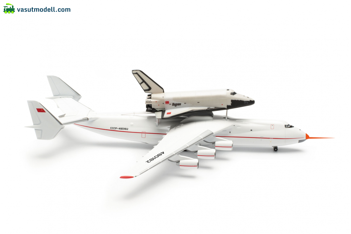 HERPA 562874 AN-225 Mriya&Buran with probe HERPA 562874 AN-225 Mriya&Buran with probe