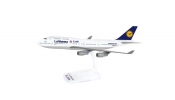 HERPA 610827 Boeing 747-400 Lufthansa FC Bayern - China Tour 2015 HERPA 610827 Boeing 747-400 Lufthansa FC Bayern - China Tour 2015