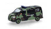 HERPA 700917 VW T 6.1 Bus Feldjäger fleckt.