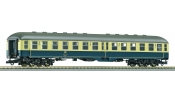 ROCO 45797 Személykocsi 2.osztály, középajtós, DB, ozeanblau/beige